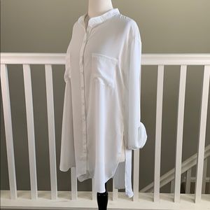 ❤️❤️BP Tunic blouse size Medium color white